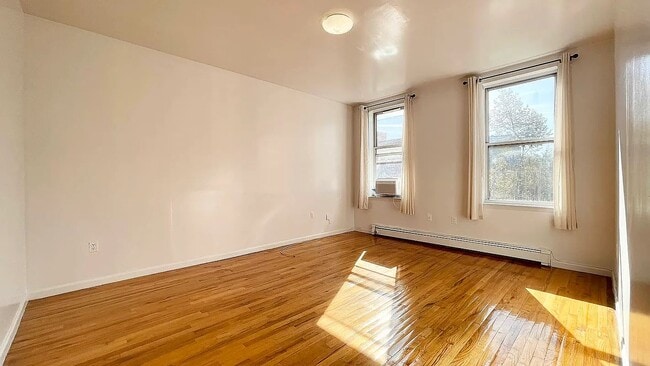 Building Photo - 1374 Bushwick Ave