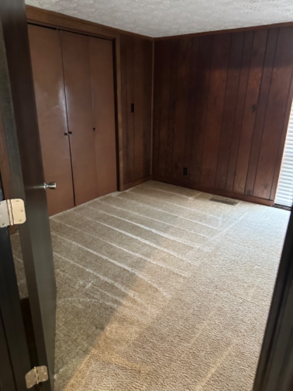 Building Photo - 7152 Hall Rd