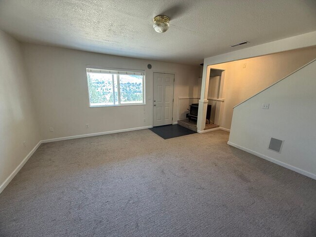 Building Photo - 1839 Melanie Ct