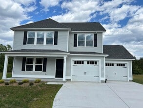 Building Photo - 402 Grand Oaks Dr