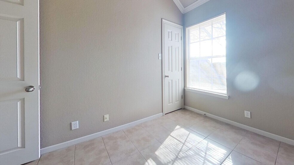 Building Photo - 1306 Powder River Dr