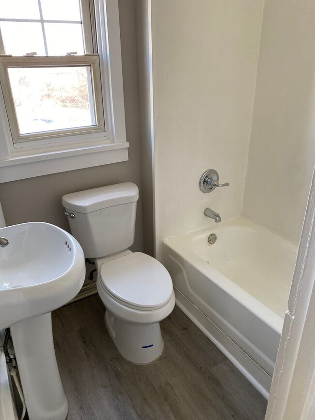 Building Photo - 418-420 St Frances Cabrini