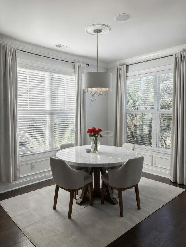 Building Photo - 2821 Scarecrow Way