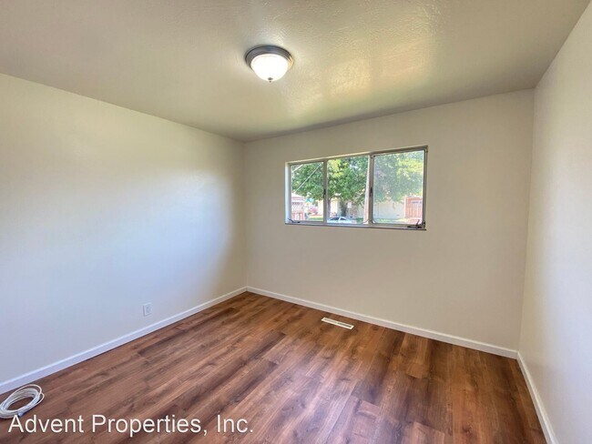 Building Photo - 3 br, 2 bath House - 24517 Townsend Ave.