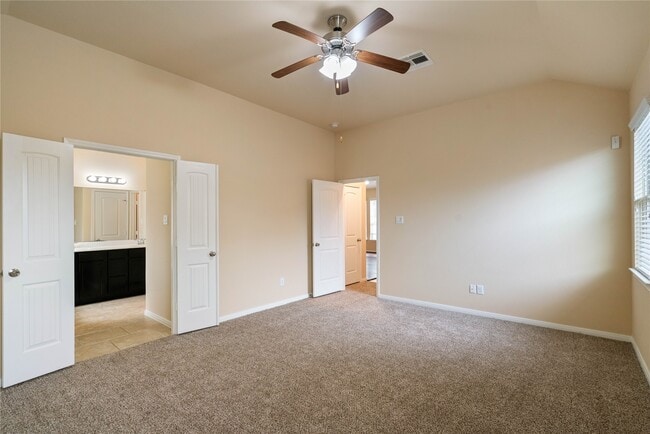 Building Photo - 8934 Finnery Dr