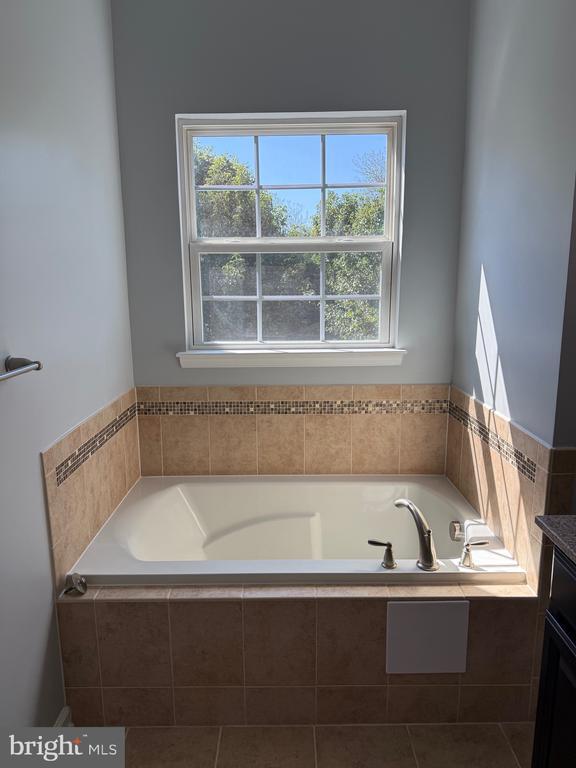 Building Photo - 922 Magnolia Blossom Ct