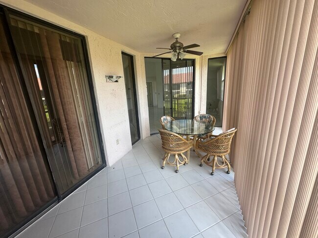 Building Photo - 5179 Europa Dr