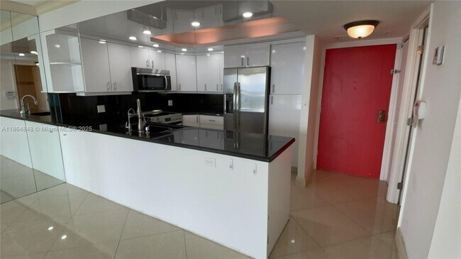 Building Photo - 3800 S Ocean Dr