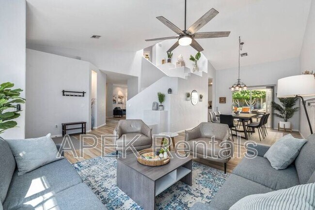 Building Photo - 79150 Ocotillo Dr