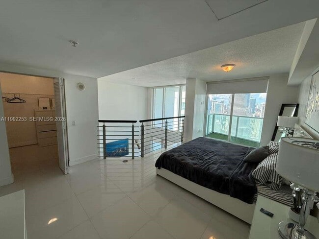 Building Photo - 41 SE 5th St