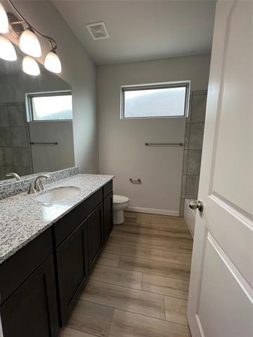 Building Photo - 127 Bowling Grn Ave.