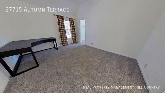 Building Photo - 27715 Autumn Terrace