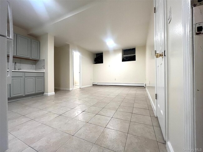 Building Photo - 849 Montgomery St