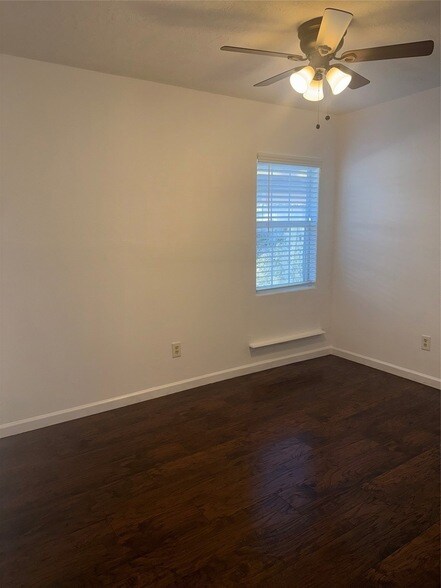 Building Photo - 11008 Misty Summit Dr