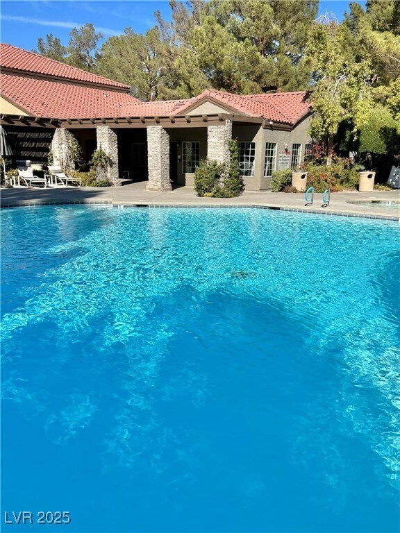 Building Photo - 2200 S Fort Apache Rd