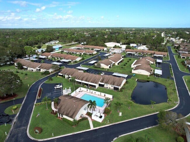 Building Photo - 6014 Indrio Rd