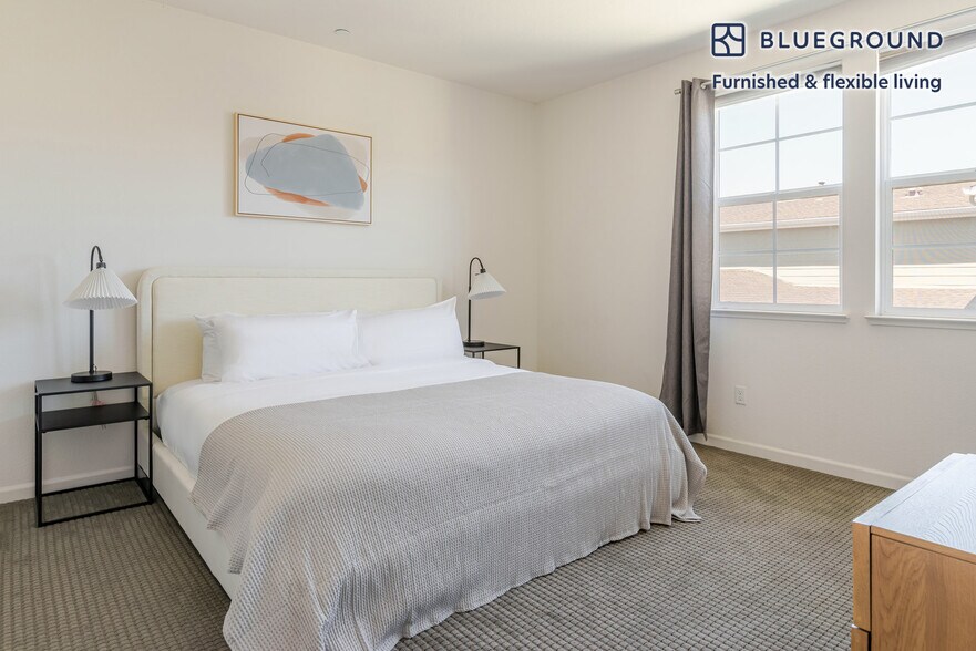 Building Photo - 640 Turnbuckle Dr