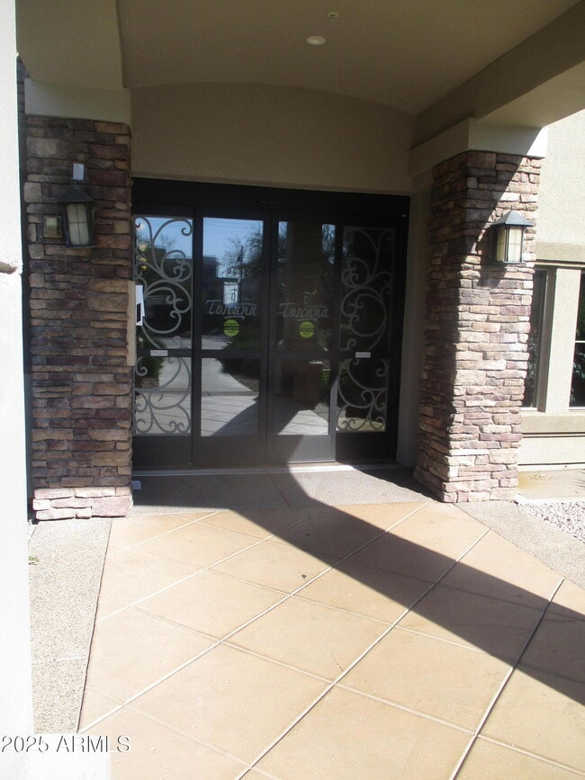 Building Photo - 5350 E Deer Valley Dr