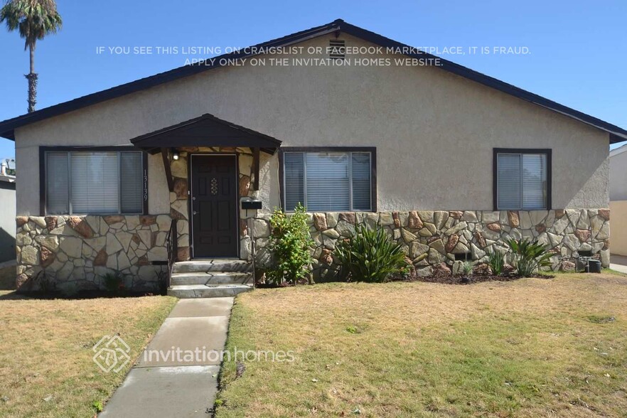 Primary Photo - 13139 Archwood St