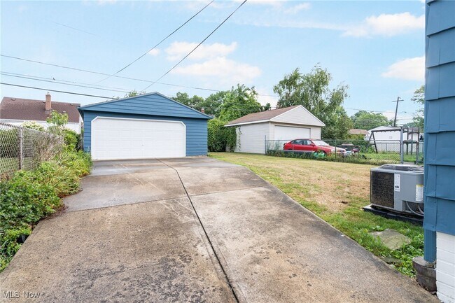 Building Photo - 5414 Orchard Ave