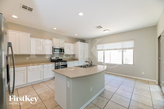 Building Photo - 4060 Haflinger Ct