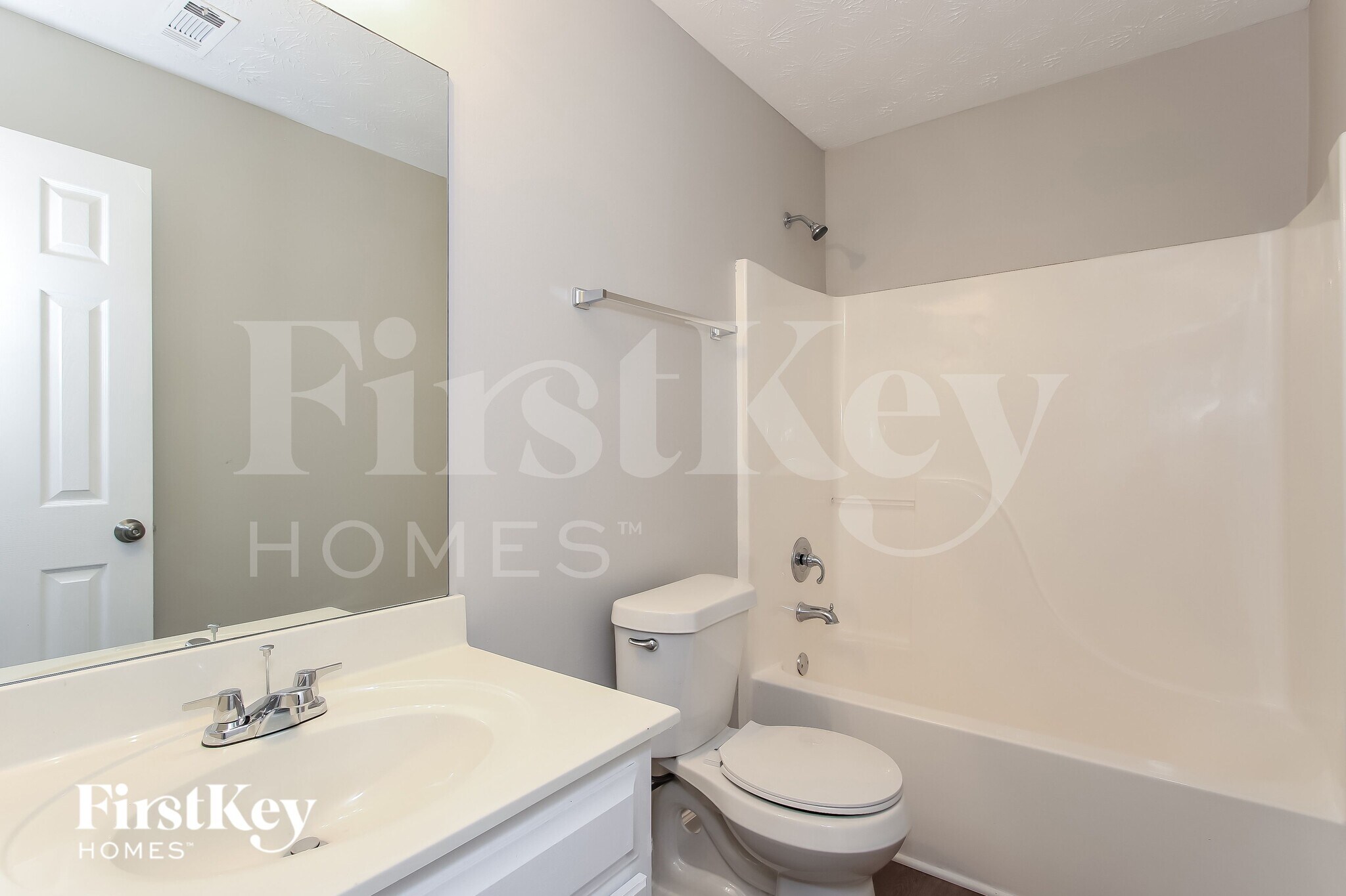 Building Photo - 229 Springbrook Ct