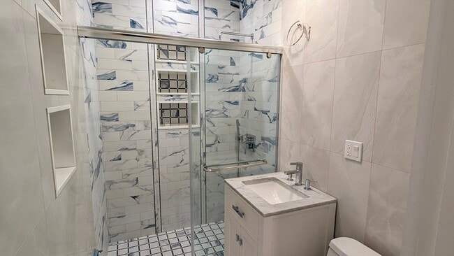 Building Photo - 446 Lowell Ave