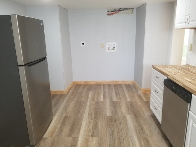 Building Photo - 1244 Rhyne Camp Rd