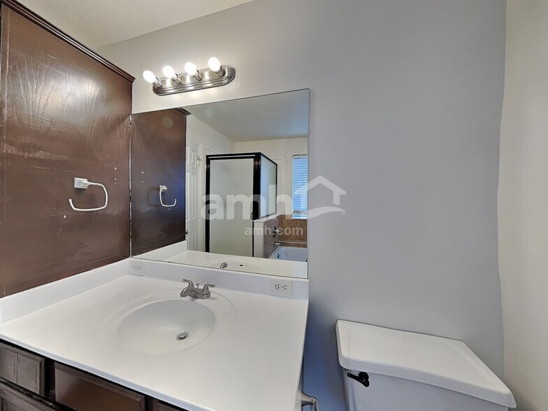 Building Photo - 4419 S 2750 W