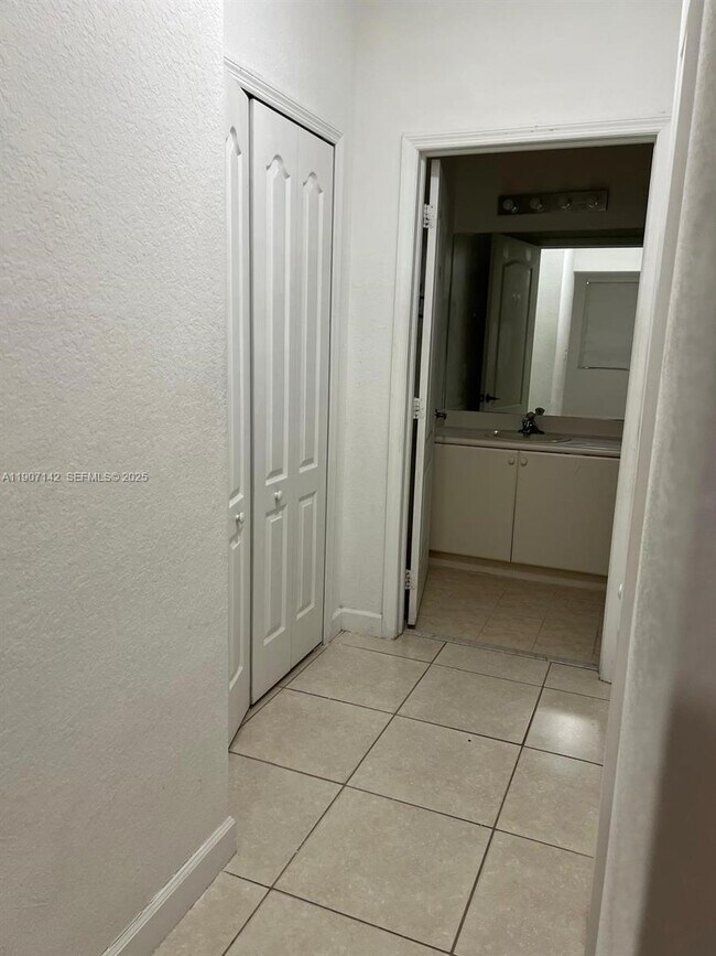 Building Photo - 17710 NW 73rd Ave