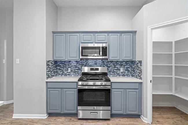 Building Photo - 1111 Springbrook Rd