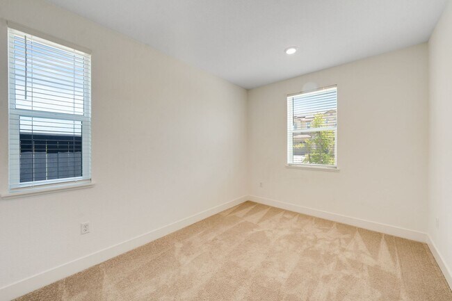 Building Photo - 2024-Built Sacramento Home with Modern Finishes & Private Backyard!