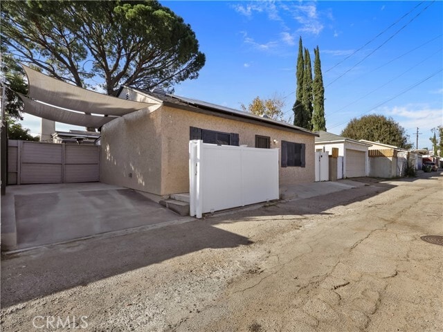 Building Photo - 8828 Chimineas Ave