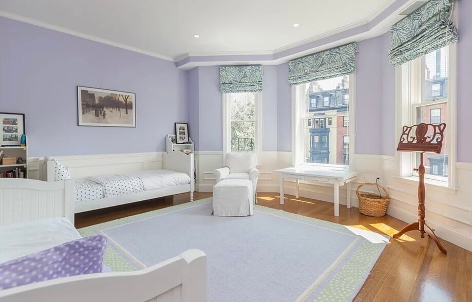 Building Photo - 212 Beacon St