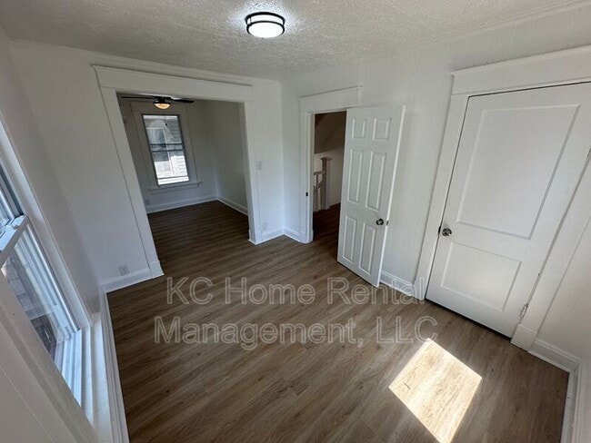 Building Photo - 2958 Lockridge Ave