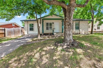 Building Photo - 6702 Colony Park Dr