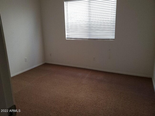 Building Photo - 1176 W Fruit Tree Ln