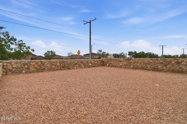 Building Photo - 4976 Joe Castillo St