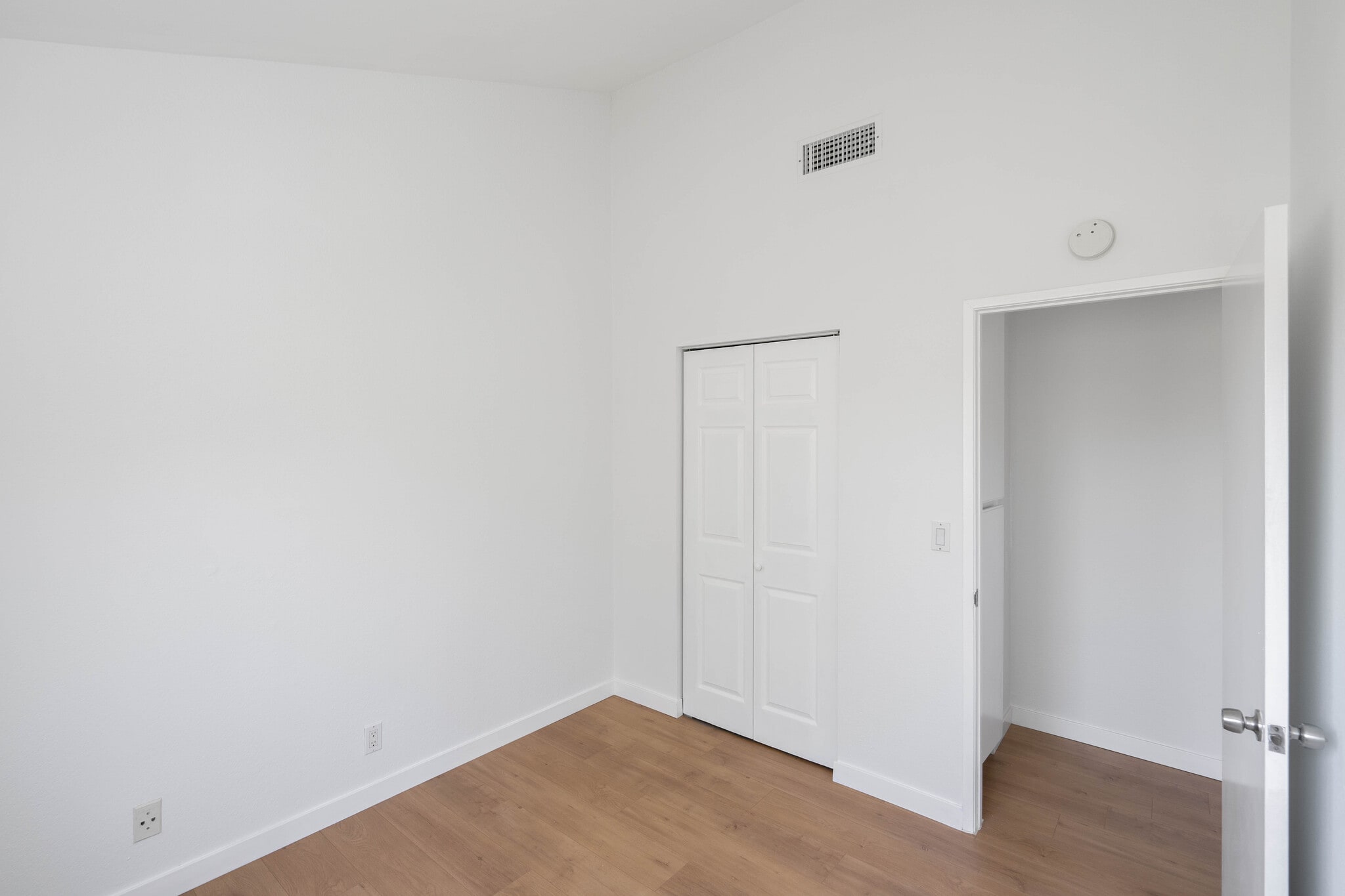 Third bedroom - 744 N Dillon St