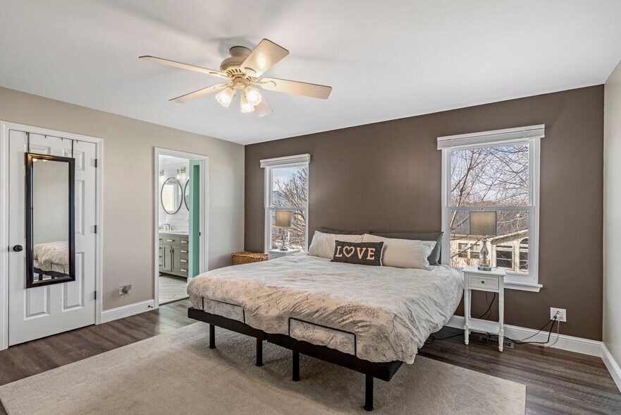 master bedroom - 31696 N Borre Dr