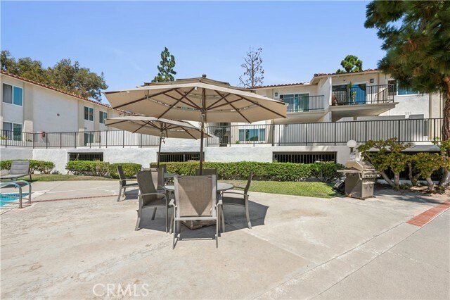 Building Photo - 18225 Kingsdale Ave