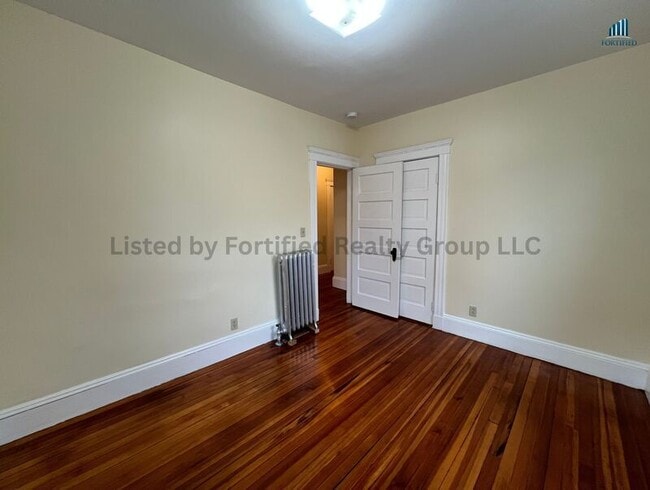 Building Photo - 142 Washington St