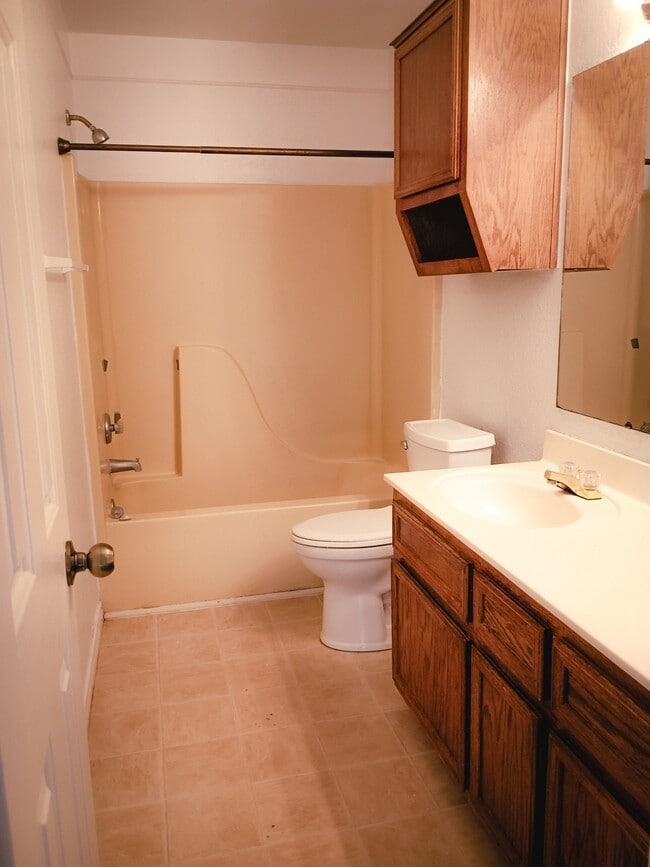 Building Photo - 3506 Chandler Dr