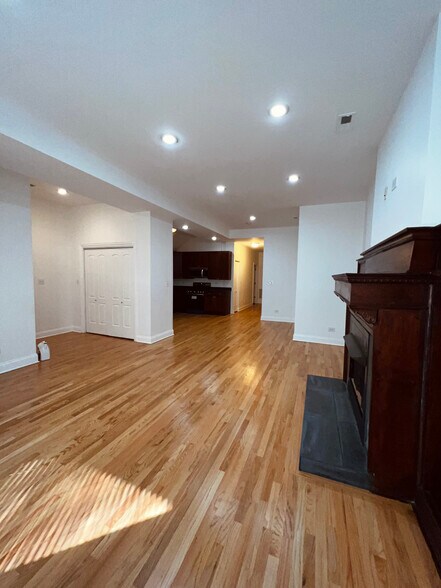 Living room open kitchen - 5172 S Michigan Ave