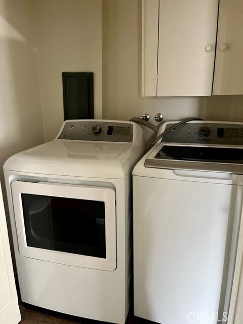 Building Photo - 431 Chestnut Ave