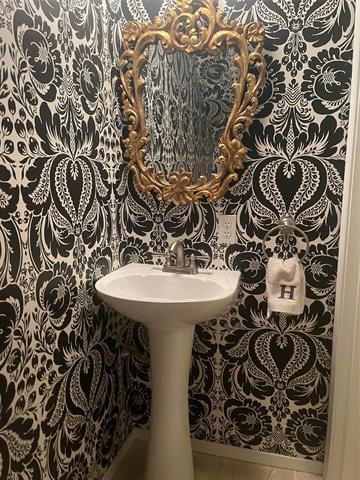 Building Photo - 4229 Cole Ave