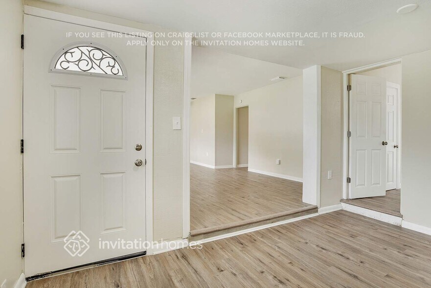 Building Photo - 907 N Hastings St