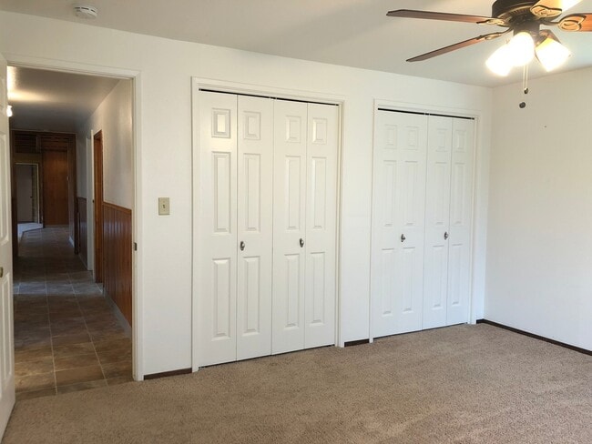 Building Photo - 1980 Sultana Dr