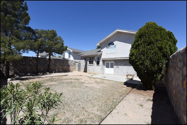 Building Photo - 11466 Napolske Ct