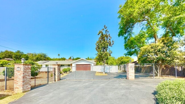 Primary Photo - Beautifully Remodeled and Charming Country...